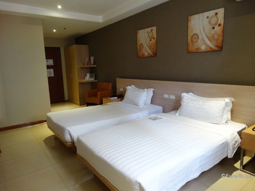 Dela Chambre Hotel Manille Extérieur photo