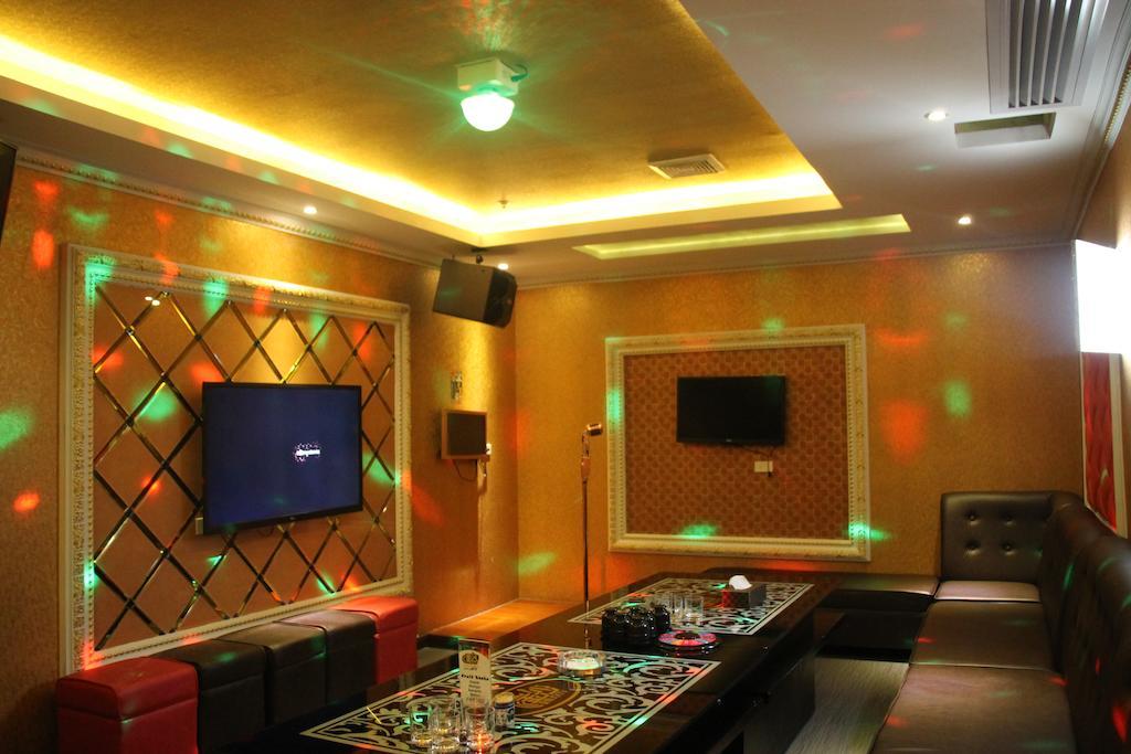 Dela Chambre Hotel Manille Extérieur photo